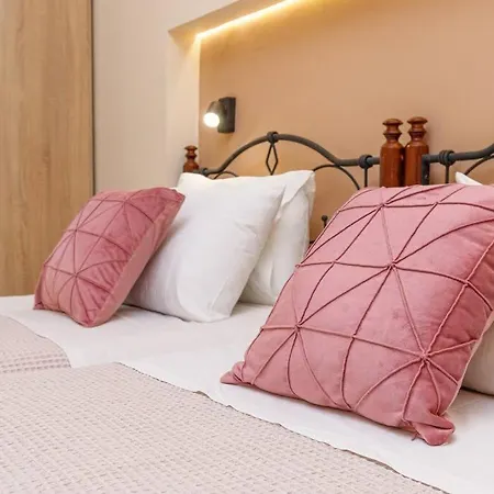 Tziapartment In Downtown Chania Apartment *