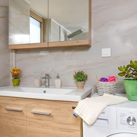 Tziapartment In Downtown Chania
